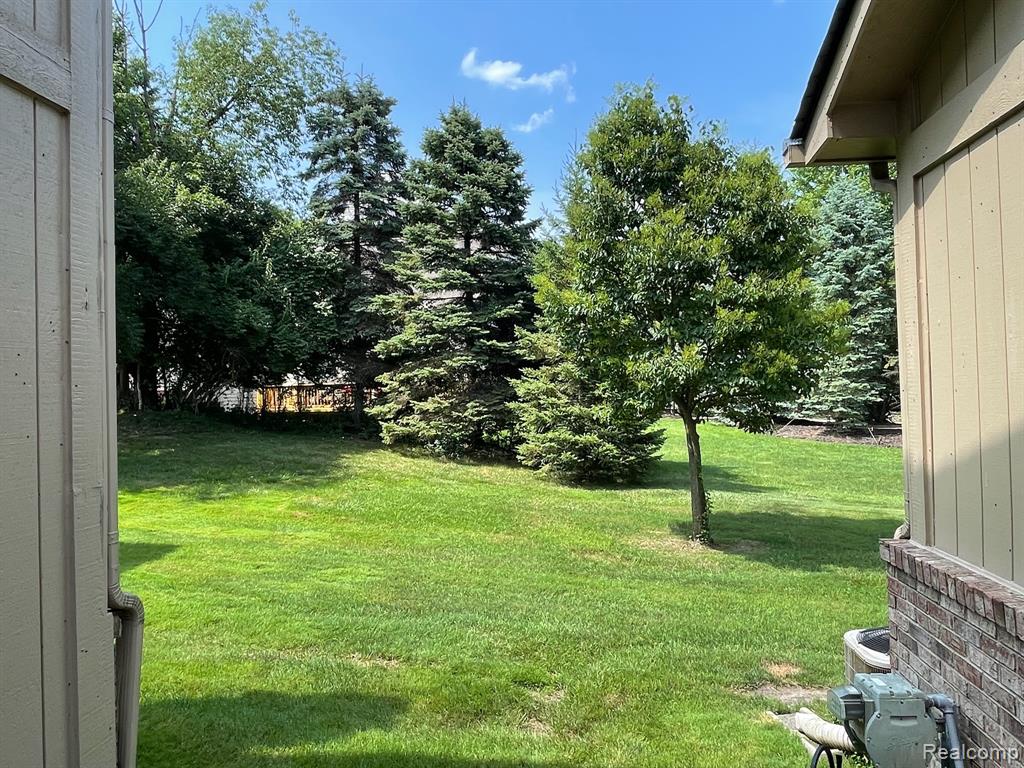 29494 Sylvan Lane, 6, Farmington Hills, MI 48334 — Photo 35