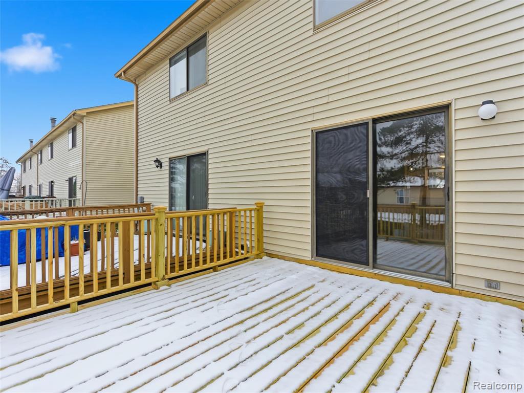 25927 New Forest Court, New Baltimore, MI — Photo 25