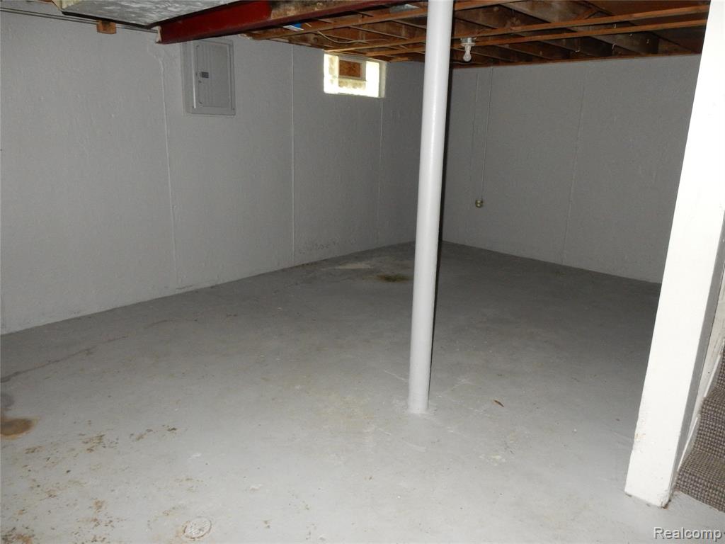 6782 Evergreen Avenue, Detroit, MI 48228 — Photo 21