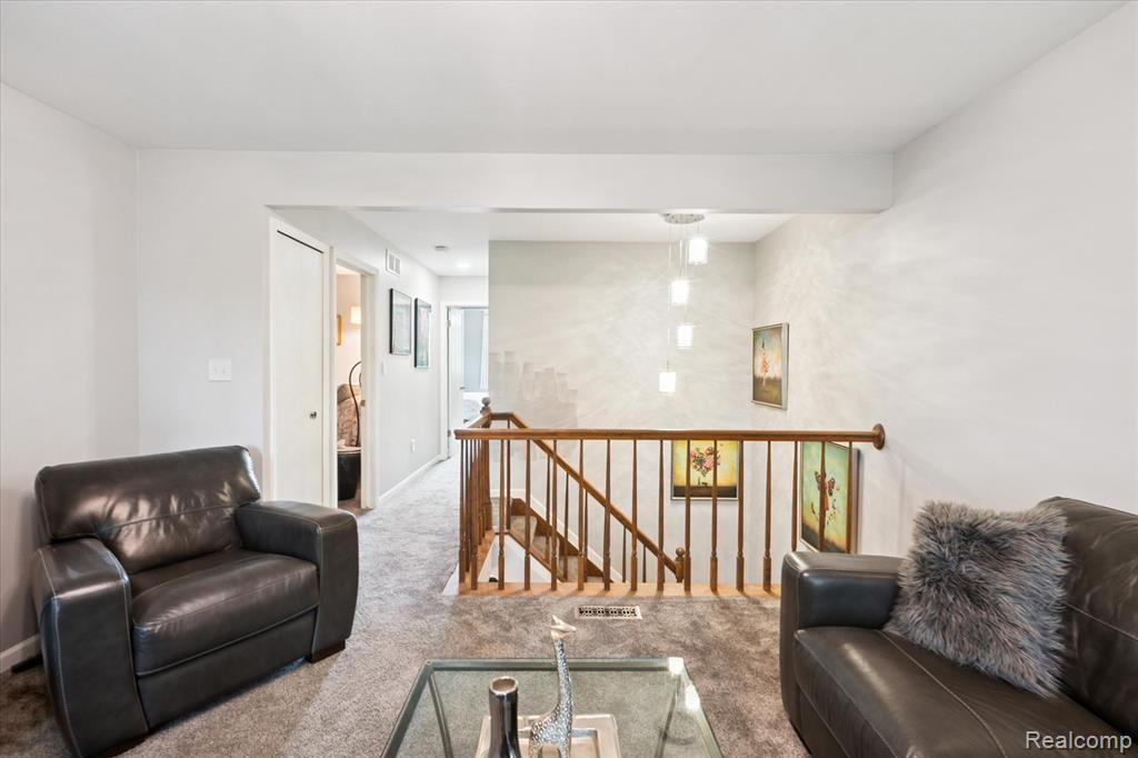 840 Woodridge Hills Drive, Brighton, MI 48116 — Photo 11