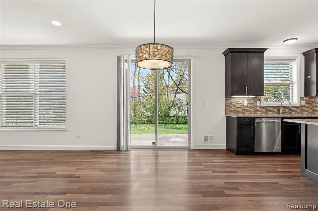 4702 Mankato Avenue, Royal Oak, MI 48073 — Photo 15