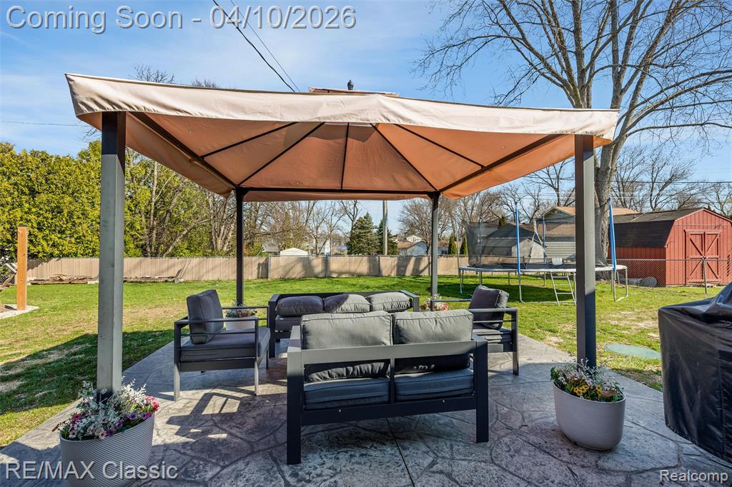 484 W Beechdale Street, Commerce Twp, MI 48382 — Photo 26