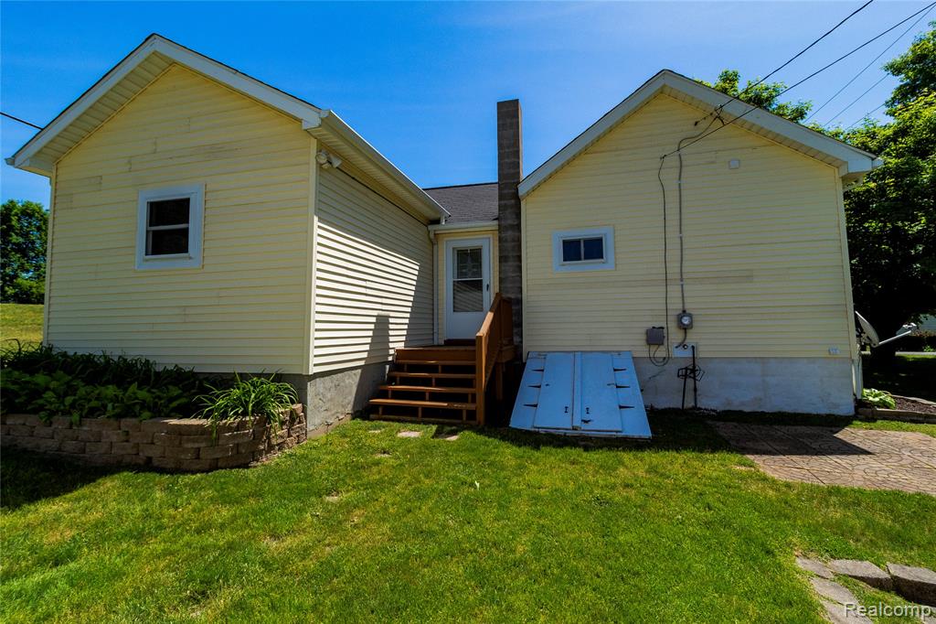 106 Washington Street, Attica, MI 48412 — Photo 32