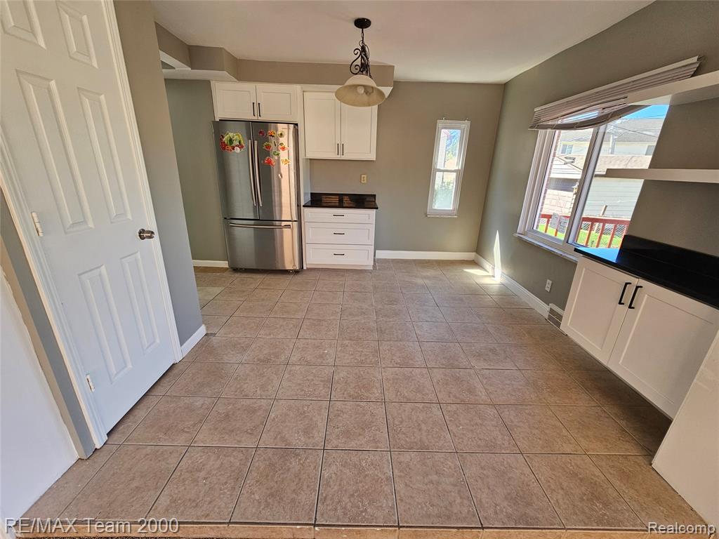 5215 CURTIS Street, Dearborn, MI 48126 — Photo 10