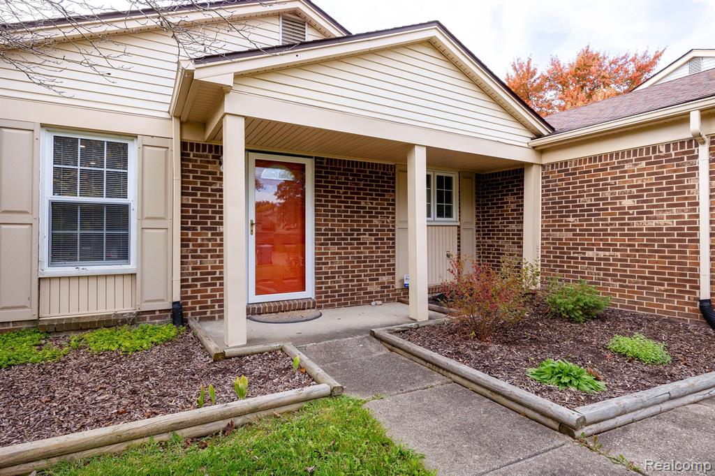 1376 Heritage Drive, Canton, MI 48188 — Photo 2