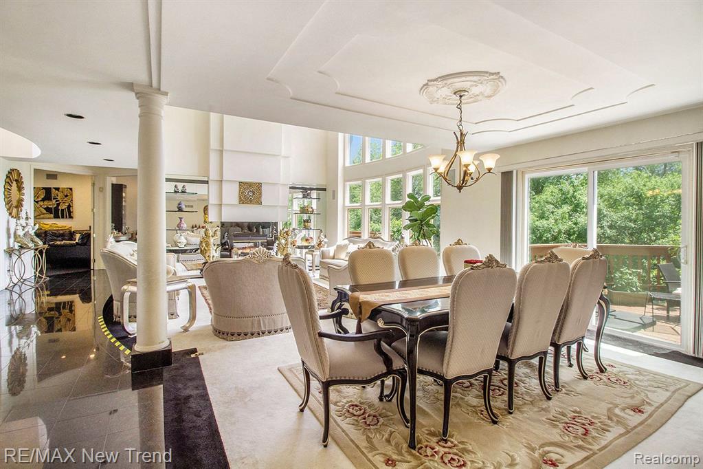 5573 SILVER POND, West Bloomfield, MI — Photo 19