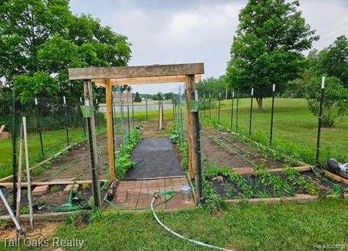 9198 Hegel Road, Goodrich Vlg, MI — Photo 47