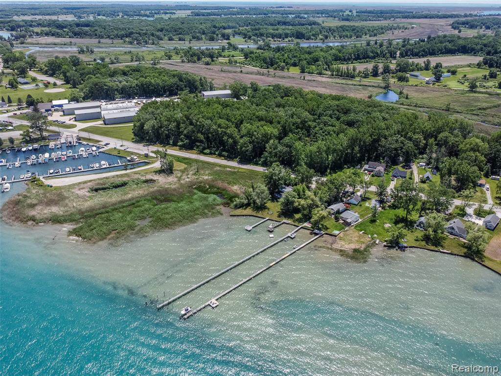2100 N Channel Drive, MI 48028 — Photo 8