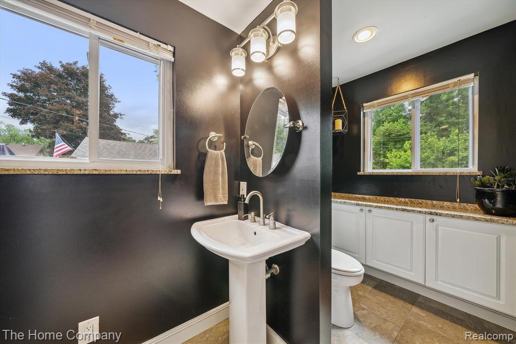 764 Dunreath Street, Wolverine Lake, MI 48390 — Photo 24