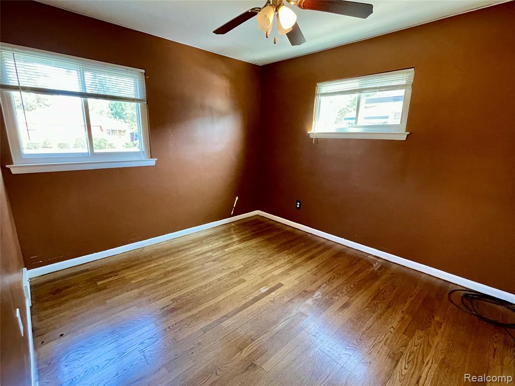 9964 Fox Avenue, Allen Park, MI 48101 — Photo 19