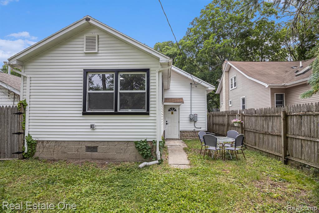 927 N LAFAYETTE Avenue, Royal Oak, MI 48067 — Photo 26