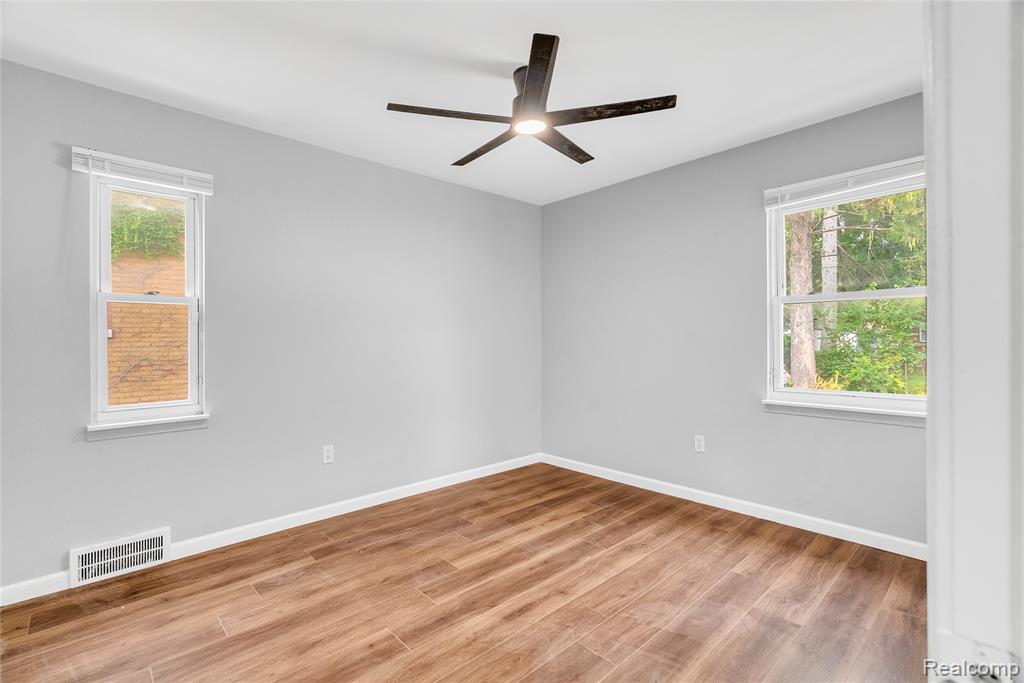5934 Haverhill Street, Detroit, MI 48224 — Photo 37