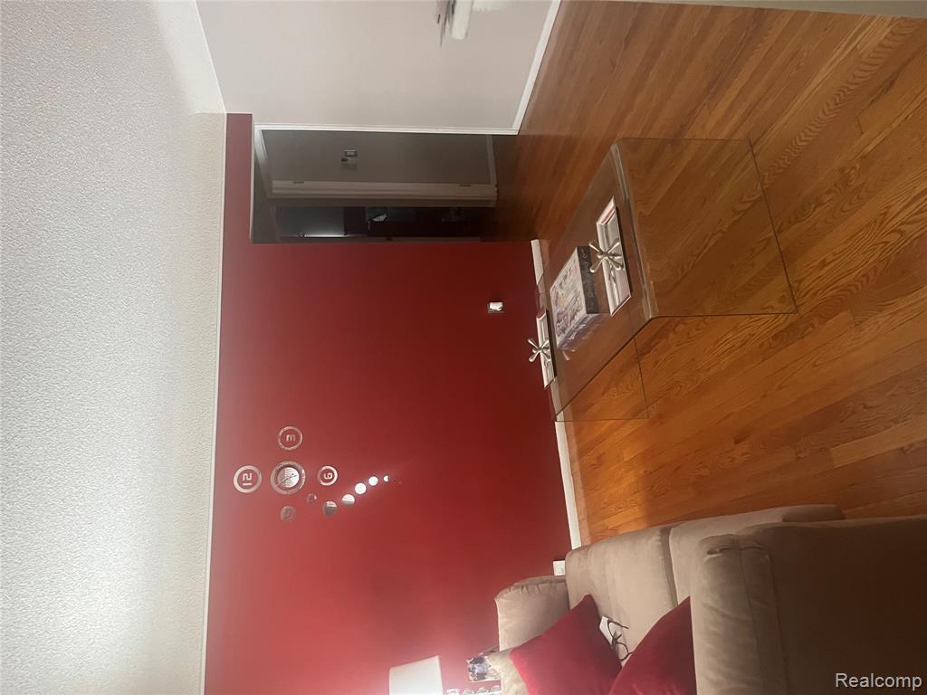 9325 APPLETON, Redford, MI 48239 — Photo 2