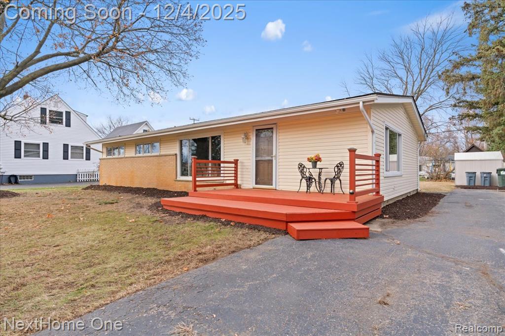 60658 Sue Street, Lyon, MI 48178 — Photo 3