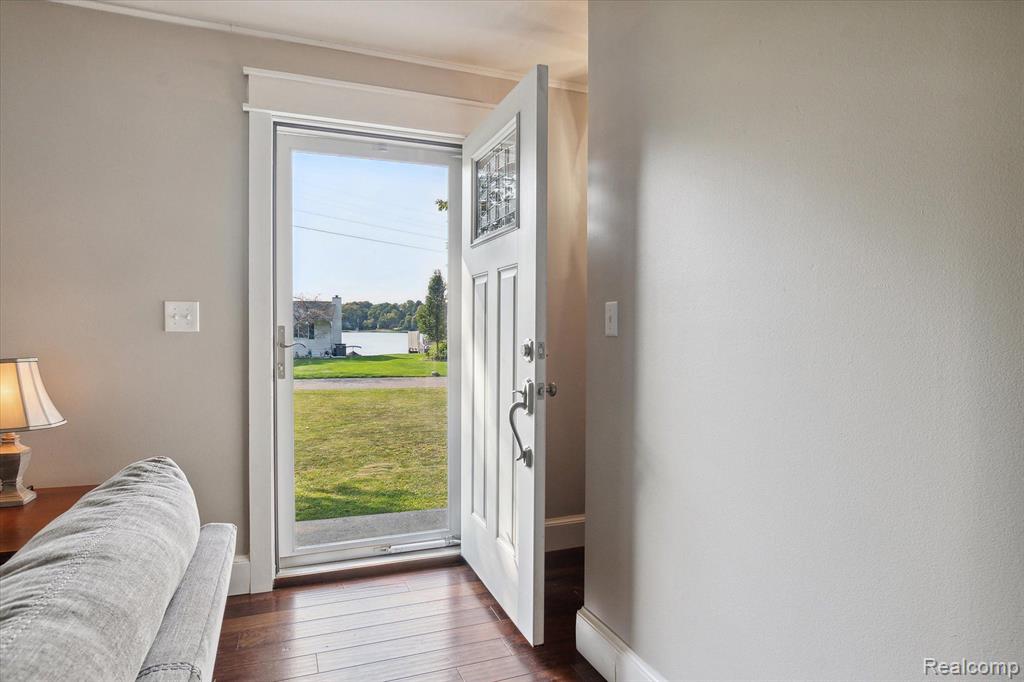 550 ROSELANE Drive, Howell, MI 48843 — Photo 6