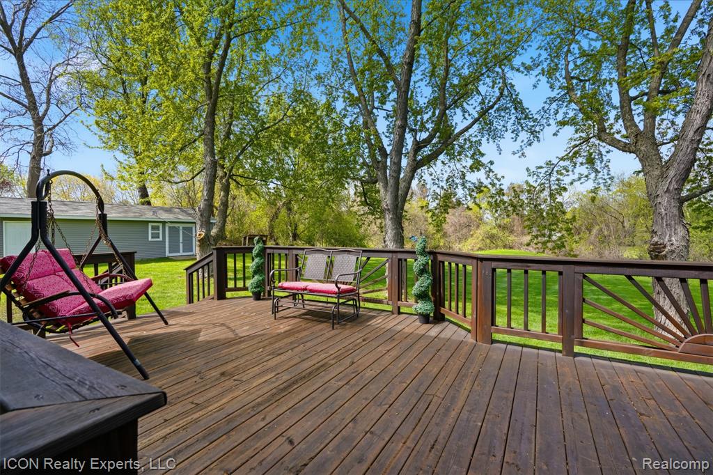 6541 Springfield Lane, Clarkston, MI — Photo 31