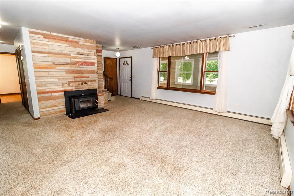 9051 Vienna Road, Otisville, MI 48463 — Photo 9