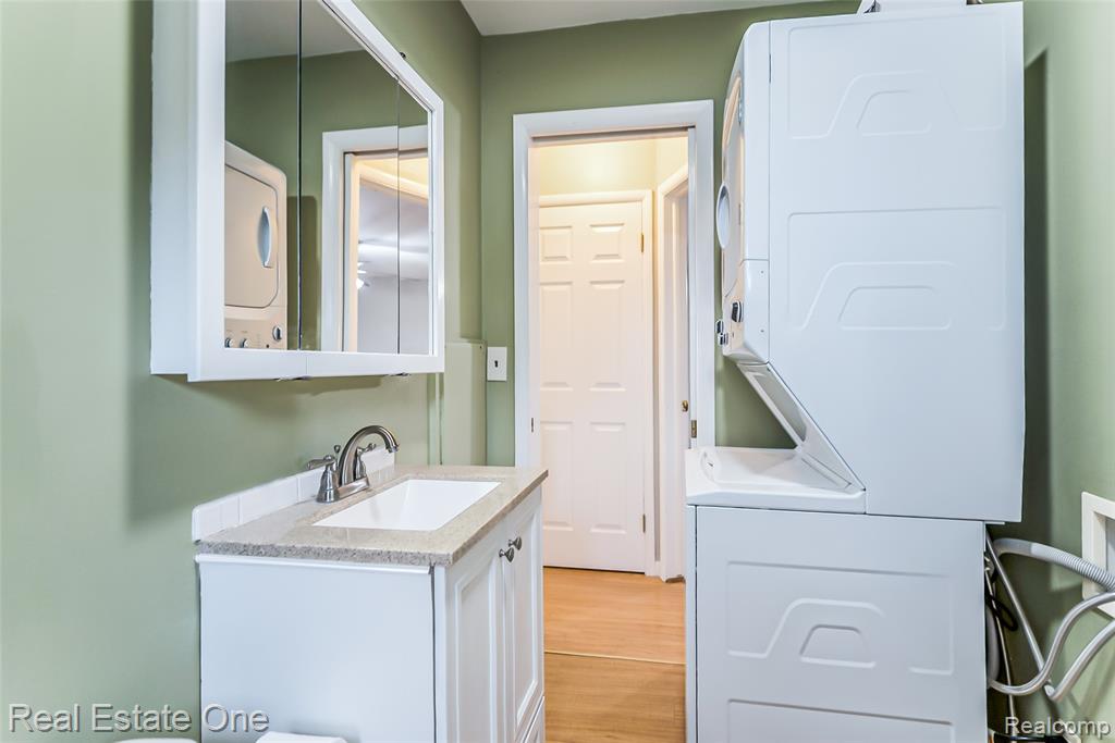 4141 Van Amberg Road, Brighton, MI 48114 — Photo 46