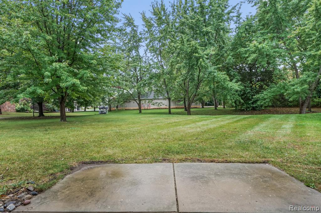 515 W Highland Road, 1, Howell, MI 48843 — Photo 16