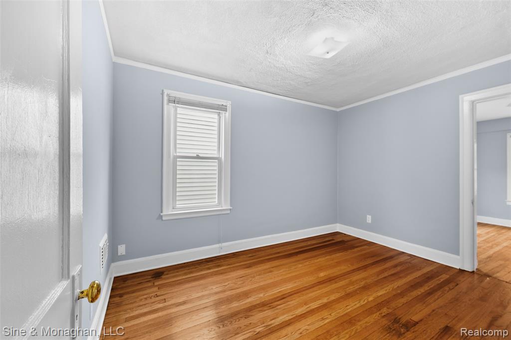 541 Jewell Street, Ferndale, MI 48220 — Photo 9