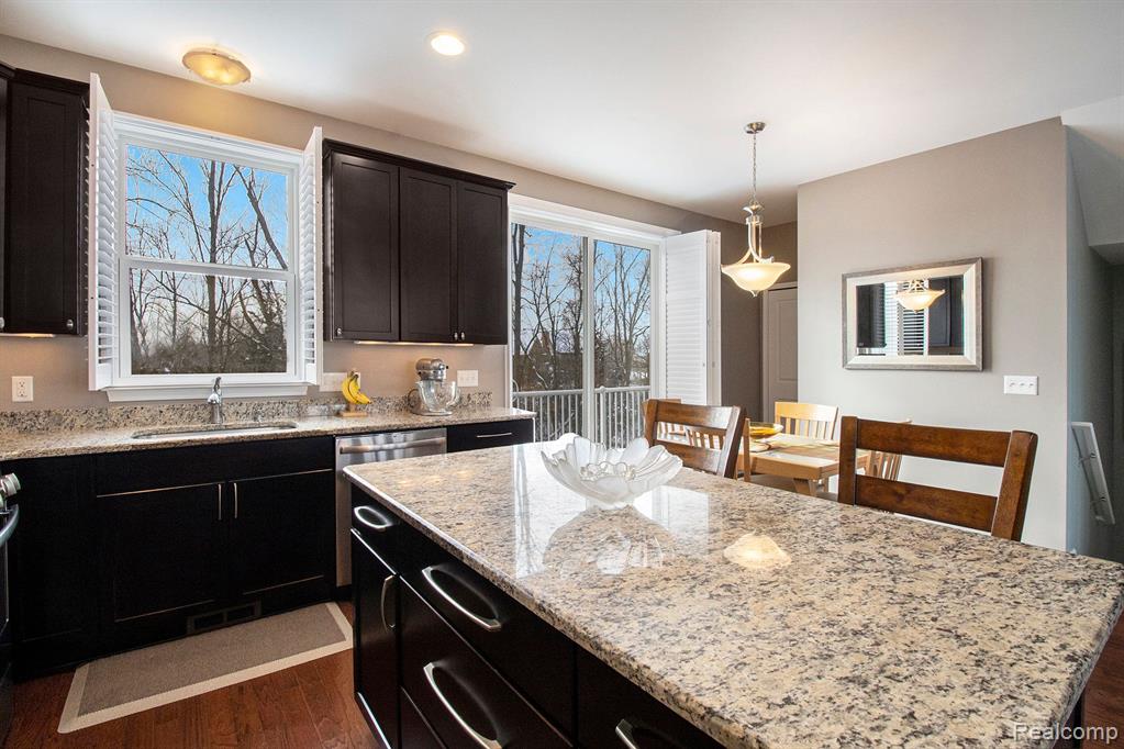 28463 TRACI TRAIL, Novi, MI 48377 — Photo 13