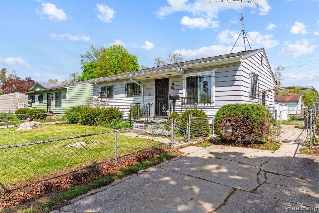 6626 ELMRIDGE Drive, Flint, MI 48505 — Photo 5