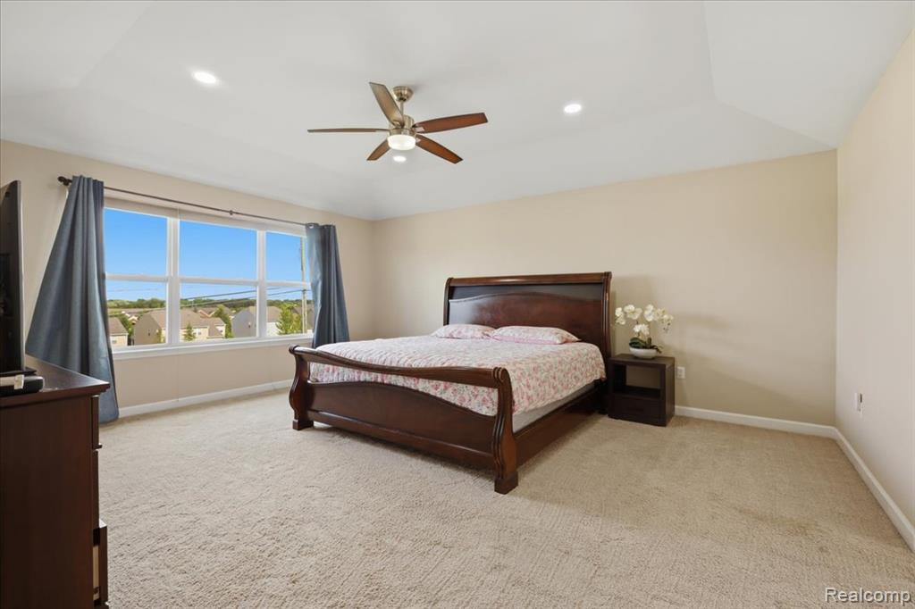 4810 E Stonegate Circle, Lake Orion, MI — Photo 31