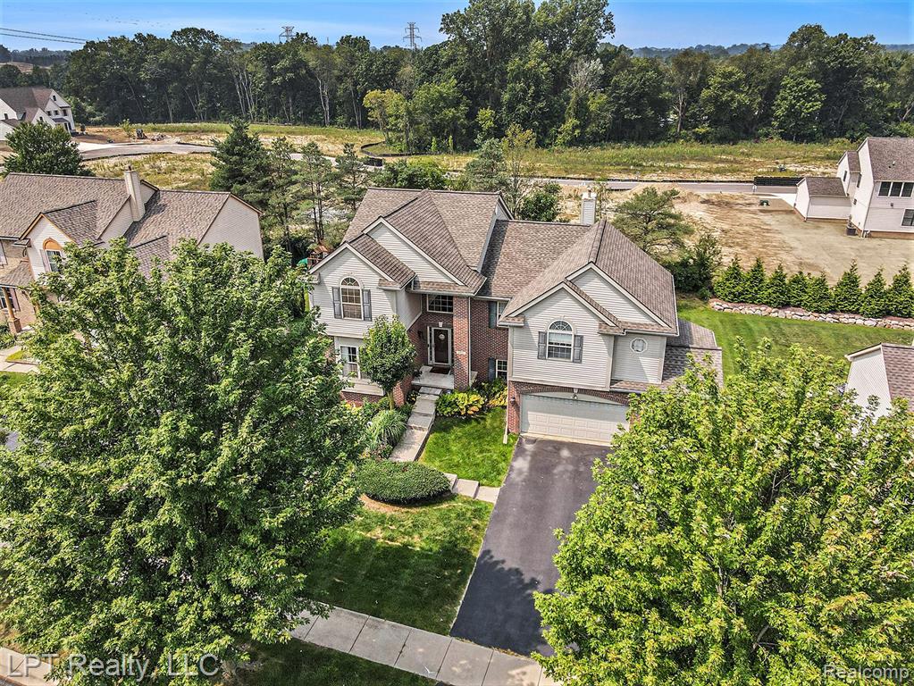 3172 Waldon Ridge Drive, Orion, MI — Photo 31