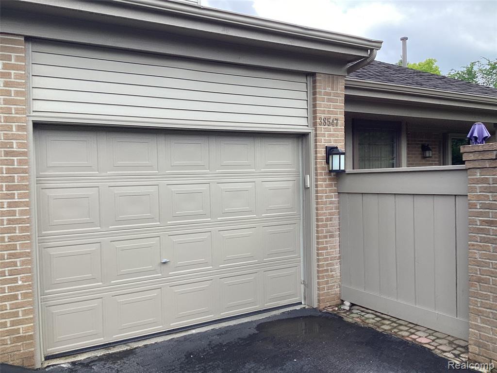 38547 Darbyshire, Farmington Hills, MI 48331 — Photo 3