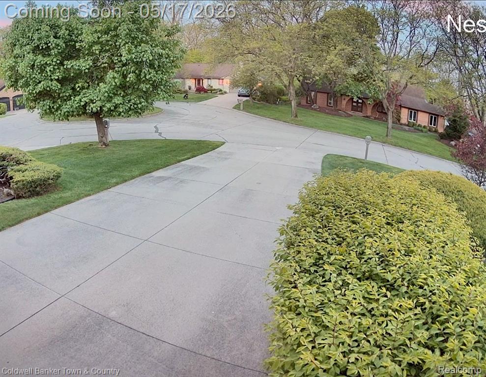 31128 Applewood Lane, Farmington, MI 48331 — Photo 18