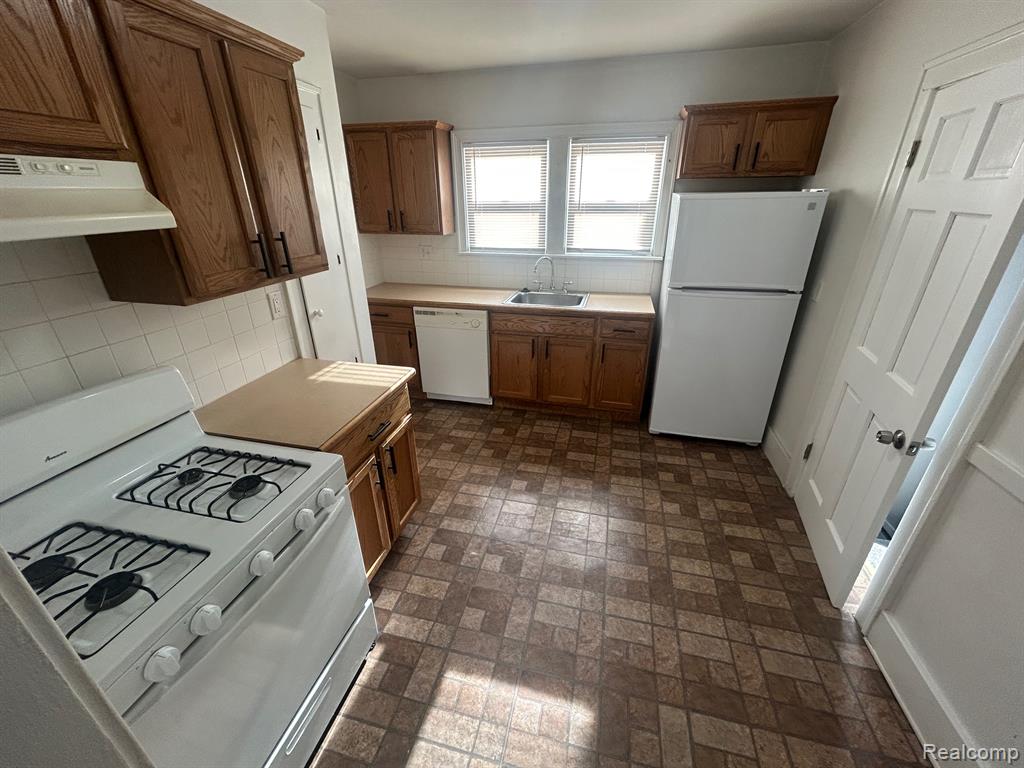 14716 Archdale Unit 2 Street, Detroit, MI 48227 — Photo 6