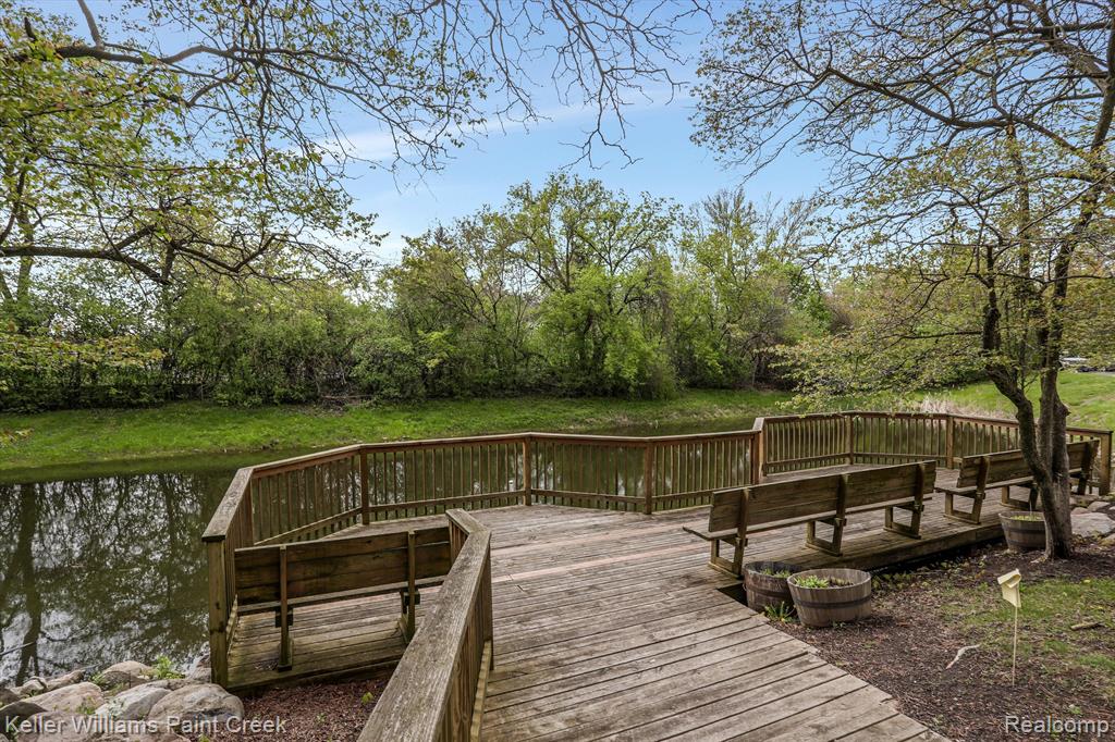 7355 Brynmawr Drive, West Bloomfield, MI — Photo 27