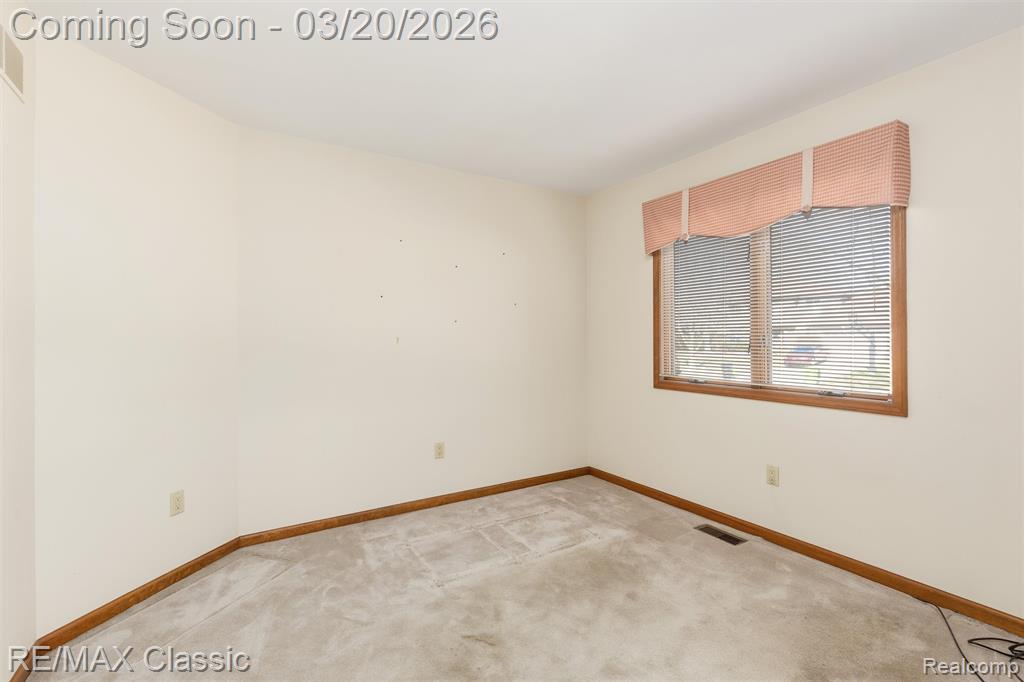 45105 Dunbarton Drive, Novi, MI — Photo 15