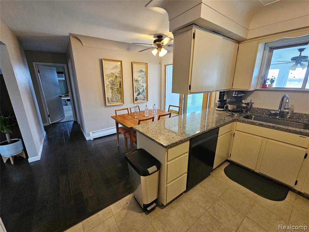 5410 W Coldwater Road, Flint, MI 48504 — Photo 5