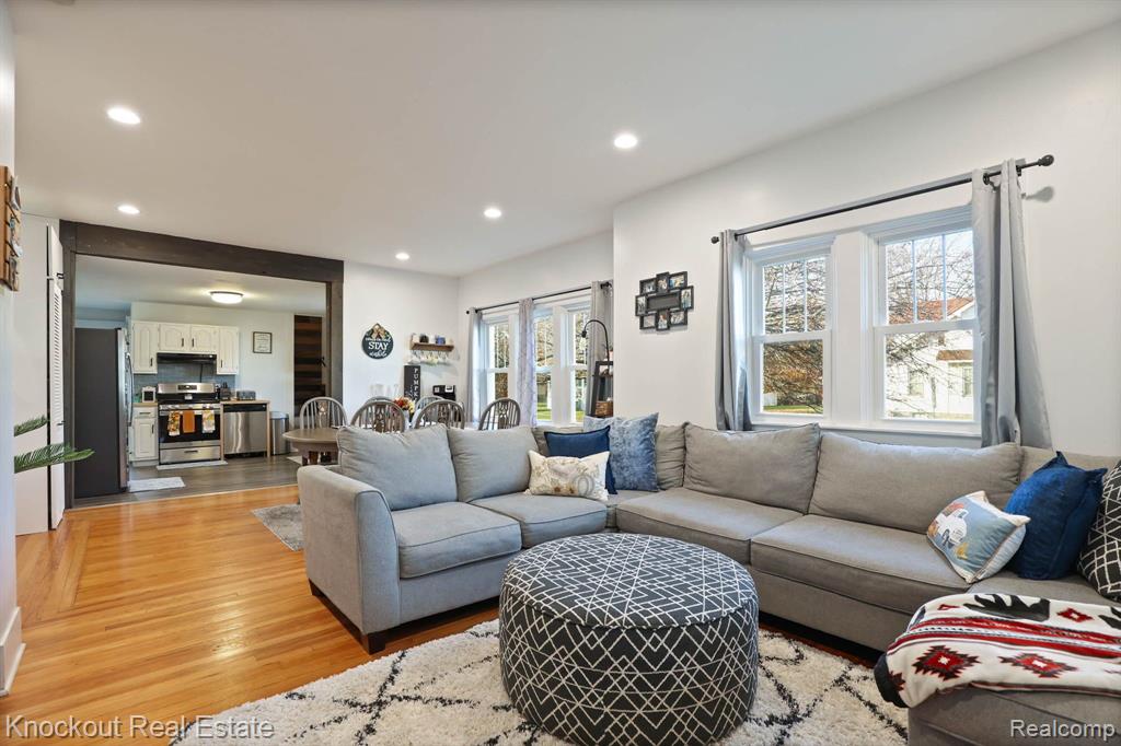 8300 MAIN Street, Birch Run, MI 48415 — Photo 10
