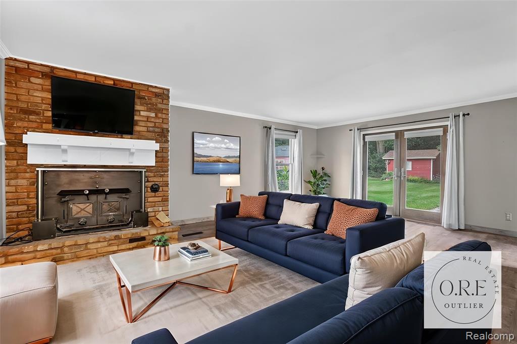 2356 Pineview Court, Flushing, MI 48433 — Photo 20