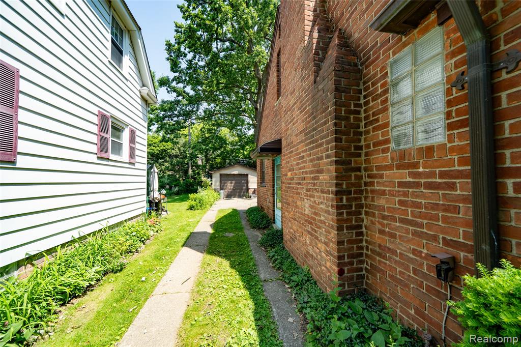 49 Woodward Heights Boulevard, Pleasant Ridge, MI — Photo 8