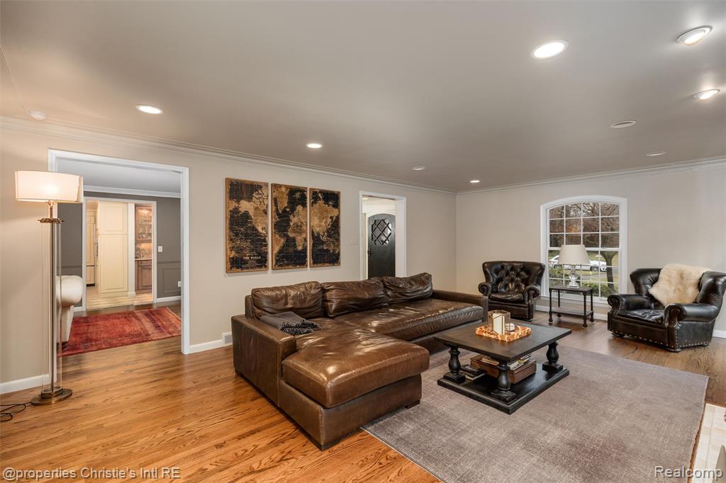 1059 Berkshire Road, Grosse Pointe Park, MI 48230 — Photo 6