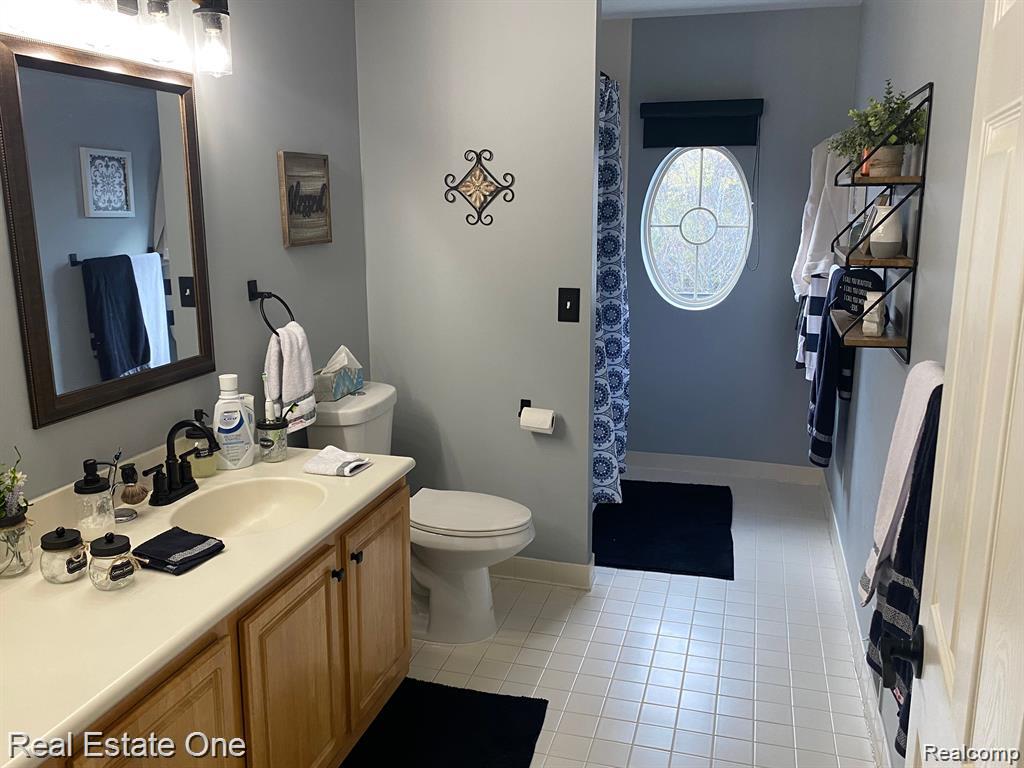 7305 GATEWAY Drive, West Bloomfield, MI — Photo 23