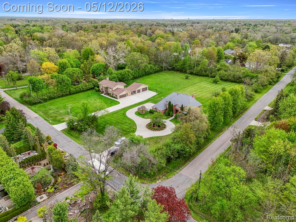 30060 Bristol Lane, Bingham Farms, MI 48025 — Photo 73