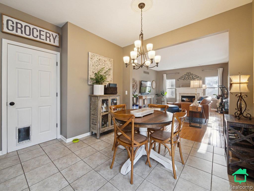 963 Golfview Drive, Lake Orion, MI 48362 — Photo 12