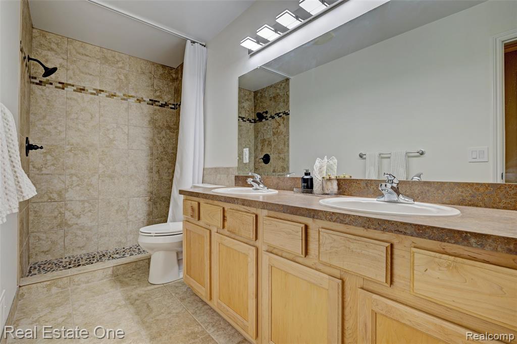 545 Sandhurst Street, Oxford, MI 48371 — Photo 34