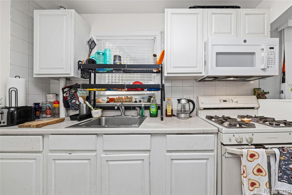 21857 Le Fever Avenue, Warren, MI 48091 — Photo 12