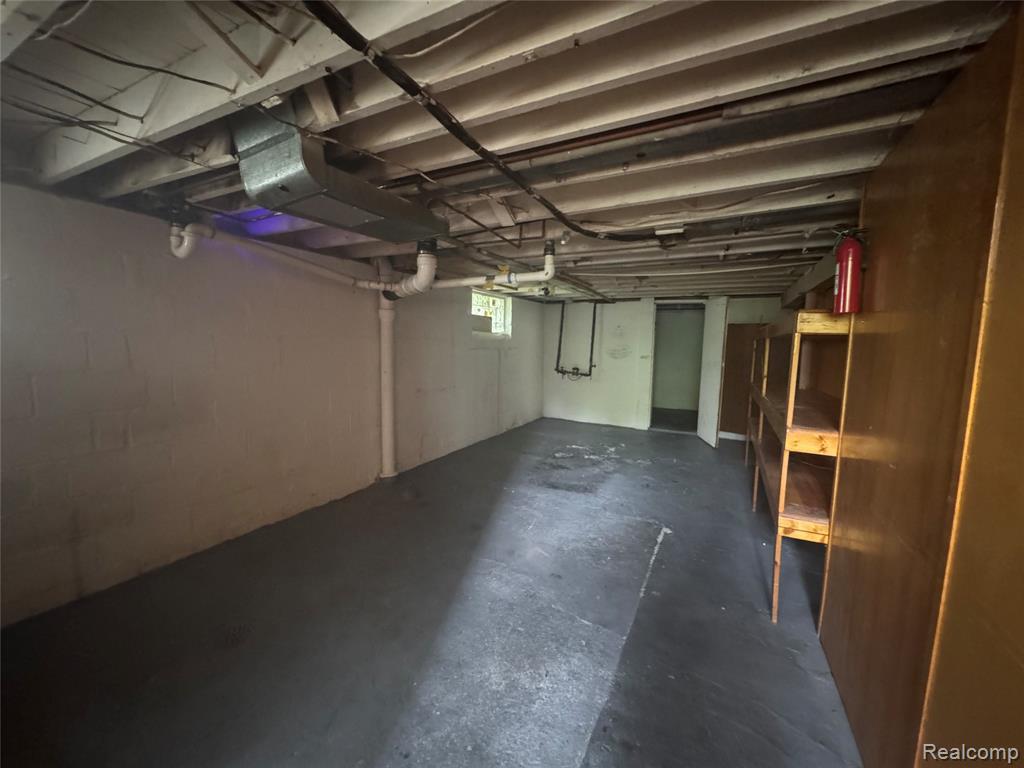 116 W Brooklyn Avenue, Pontiac, MI 48340 — Photo 13
