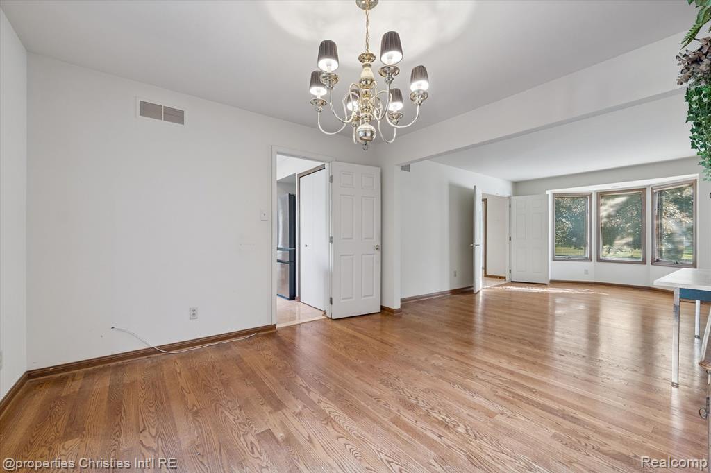 48818 Pebble Lane, Novi, MI — Photo 14