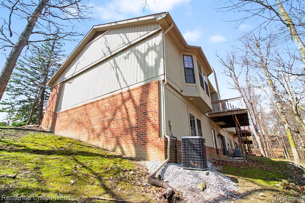 7184 Westchester Road, 125, West Bloomfield, MI — Photo 28