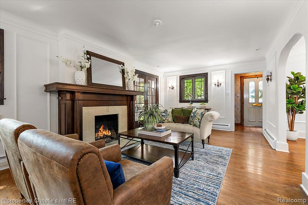 676 Washington Road, Grosse Pointe, MI 48230 — Photo 5