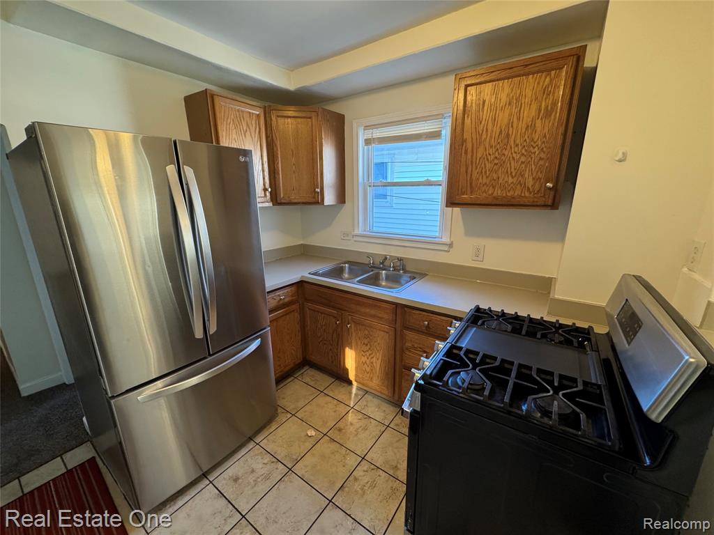 8420 Jewett Avenue, Warren, MI 48089 — Photo 4