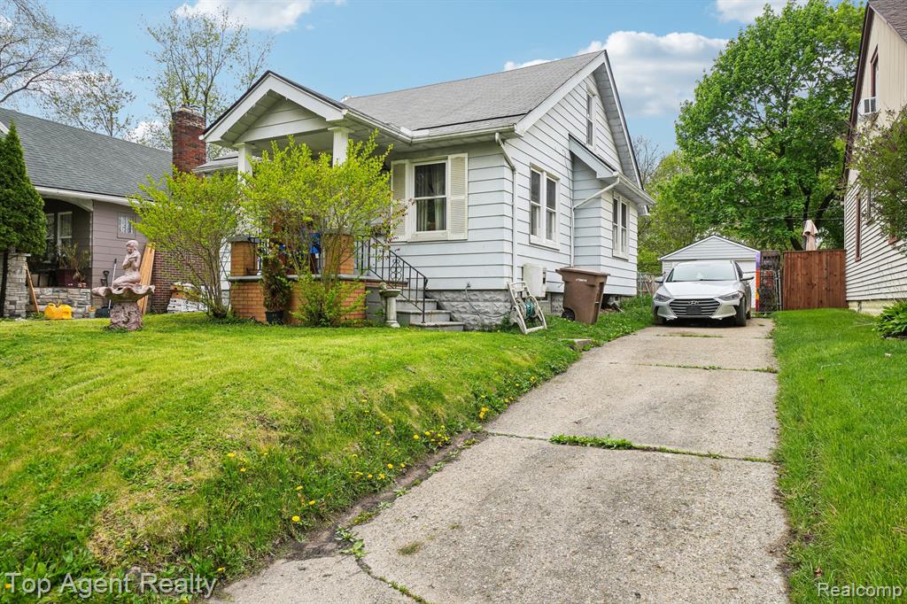 933 CAMERON Avenue, Pontiac, MI 48340 — Photo 2