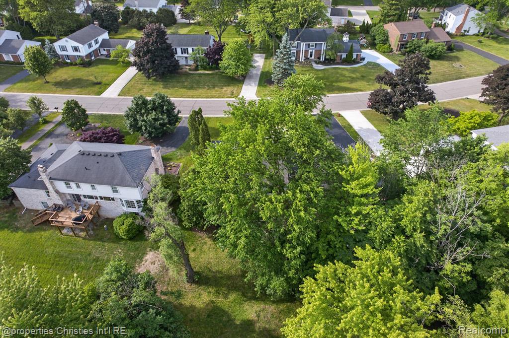 4352 Greenstown Drive, West Bloomfield, MI 48323 — Photo 81